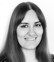 Célia ROY (Le Groupe La Poste à Paris-15E-Arrondissement)