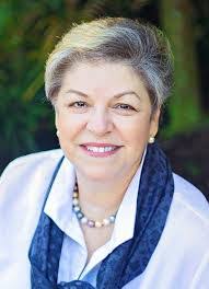 Trudy Faust's Instagram, Twitter & Facebook