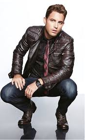Pin By Diego Paulsen On Ropa Mens Outfits Mens Fashion Well Dressed Men