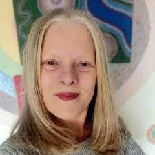 Olivia Dickinson's Instagram, Twitter & Facebook