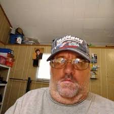 Kitty is 1.12 miles from you 📍 👤 Kitty sent a friend request