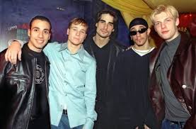 Jetzt macht er immer wieder mit skandalen von sich reden, meist geht es dabei um drogen. Backstreet Boys Sanger Nick Carter Will Kontaktverbot Fur Bruder Aaron Panorama Stuttgarter Zeitung
