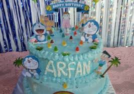Biasanya untuk membuat tulisan pada kue menggunakan krim kocok atau butter cream. 3 Langkah Tutorial Membuat Kue Ulang Tahun Doraemon Yang Cepat