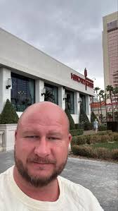 DeanPenfold85 (@deanpenfold85)