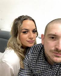 Gospodaru moj, čuvaj mi te “hurmašice”, neka kroče sigurno i čvrsto kroz  život, onako kako bi Ti htio, da budeš zadovoljan s njima.” 🧸