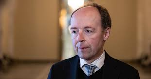 Halla-aho epäilee, että Suomeen voi saapua myös turvapaikanhakijoiksi  naamioituneita Wagner-sotilaita