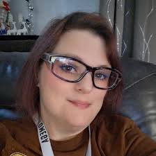 Review of Frosted Pineapple Mango Refresher Drink