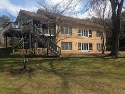 Welcome to the peaceful river home! Best Cove Location On Lake Livingston Waterfront Homes Vacation Home Vacation Books