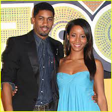 Chambers was born in miami, florida in september 1976. Fonzworth Bentley 2021 Wife Net Worth Tattoos Smoking Body Facts Taddlr