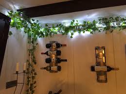 Partykeller Heizungsrohre Zimmerdekoration Rohre Verkleiden