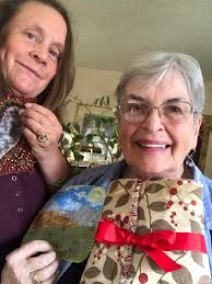 Gorgeous stitching in public with @Debra Wick