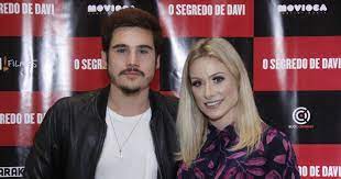 Eucir de souza,nicolas prattes,neusa maria faro. Nicolas Prattes Recebe A Mae Gisele Prattes No Lancamento Do Filme O Segredo De Davi No Cinemark Downtown Na Barra Da Tijuca Zona Oeste Do Rio De Janeiro Purepeople