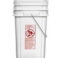 5 Gallon White Square Plastic Pail with Metal Handle (P8 Series)