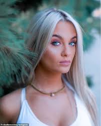 Old gauge when she was an exotic dancer. Ex Girlfriend Of Sugar Daddy Lawyer Reveals How He Lusted After Claudia Conway Daily Mail Online