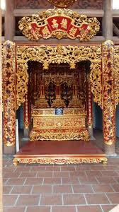 Con đường ở phía trước đền thờ tổ nghiệp của danh hài hoài linh vẫn còn chưa trải nhựa, chông chênh đá, đất. Hoai Linh Phá»§ Nháº­n Chuyá»‡n Nha Thá» Tá»• Nghiá»‡p Bá»‹ Dá»¡ Bao NgÆ°á»i Lao Ä'á»™ng