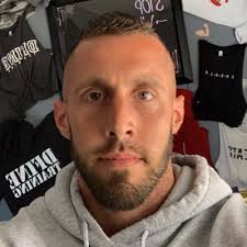 Roberto Rosas Jr. (@shorre21)