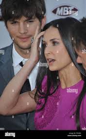 Demi moore ashton kutcher hi-res stock photography and images