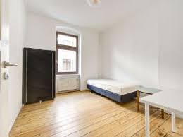 Wir vermieten unsere helle und lichtdurchflutete dachgeschosswohnung. Mietwohnungen In Berlin Charlottenburg Wohnung Mieten