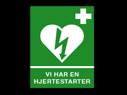 Førstehjelpsskilt med symbol og tekst benyttes for å vise hvor aed hjertestarter er lokalisert. Fotogalleri