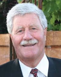 Lenny Sutton's Instagram, Twitter & Facebook