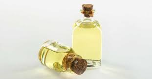 Castor oil has been claimed to have a slew of benefits including strengthening strands, promoting hair growth, and nourishing dry scalp. 7 Benefits And Uses Of Castor Oil
