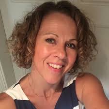 Sandra Goddard's Instagram, Twitter & Facebook