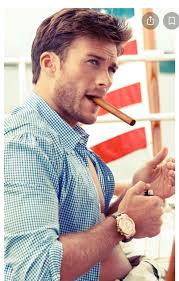 Which handsome man do you prefer, Scott Eastwood or Henry Cavill?