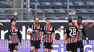 Und damit du am dienstag nicht fragen musst, wo du das spiel sehen kannst, die ard überträgt es. Eintracht Frankfurt Hofft Auf 20 000 Zuschauer Im Stadion