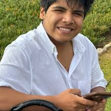 Carlos Tachiquin's Instagram, Twitter & Facebook