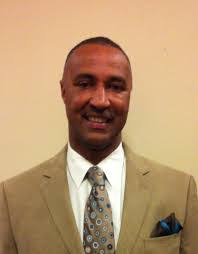 Dwight Robertson's Instagram, Twitter & Facebook