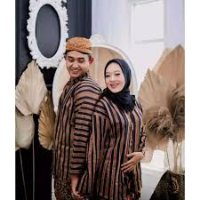 Foto akad dan pernikahan niqni dan nanda yang dihelat di hotel solo paragon. Harga Prewedding Terbaik Juli 2021 Shopee Indonesia
