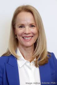 Melissa Orme's Instagram, Twitter & Facebook