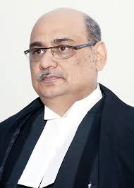 Hon'ble Mr. Justice Rajan Roy