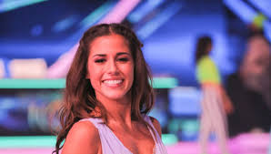 Dainininkė sarah lombardi (28) ir jos sužadėtinis futbolininkas julian büscher (28) vienas kitam ištarė 'taip'. Sarah Lombardi Foto Von Julian Buscher Sorgt Fur Diskussionen Das Ist Sarah Oder Bunte De