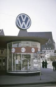 Voets Braunschweig 1960 Neben Heute Galeria Kaufhof Jetzt U A Tanzschule Hoffmann Vintage Vw Car Dealership Vw Dealer