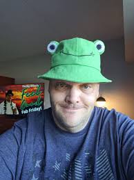 Use to love pretending I was Monkey blowing in my finger calling my cloud  and my best mate was Pigsy taking to me out of sync 🤣🤣🤣