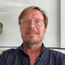 Darryl Nicholson (@its_Nicholson)