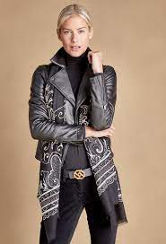 Pin By J Mclaughlin On September 2018 Style Guide Wearable Art Fashion Shopping Outfit Clothes