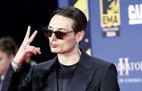 Peso Pluma gana apuesta del Super Bowl LIX