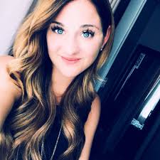 Gracie Combs Email & Phone Number