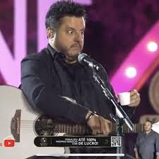 Ouça músicas do artista bruno & marrone. Em Nova Live Bruno E Marrone Tomam Cha E Brincam Sobre Fama De Bebado 16 05 2020 Uol Entretenimento