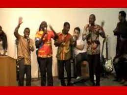 A nossa granda estrella da musica gospel angolana irmã sofia estara com nosco brevemente na. Kumama Yaweh Ao Vivo Dilubanza Junior Angola Gospel Musica Youtube