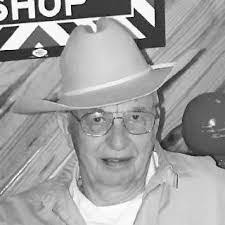 Billy Harden's Instagram, Twitter & Facebook