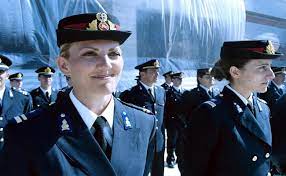 Καλώς ορίσατε στην επίσημη ιστοσελίδα της ελληνικής πυροσβεστικής ακαδημίας. Panellhnies 2019 Pote 3ekinoyn Oi Aithseis Gia Eisagwgh Sthn Pyrosbestikh Akadhmia Efhmerida Stoxos Stoxos Newspaper