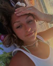 Morgan Harms's Instagram, Twitter & Facebook