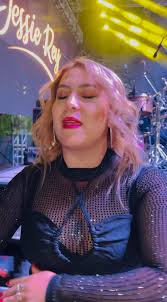 CONOCIENDO A LAS POTRANKAS Les compartimos este pequeño clip para que  conozcan un poco más de nuestra bella y talentosa tamborera. ANA 🔥🔥🔥🔥