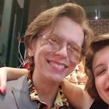 Employees by Last Name