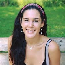 Jenee Carlson's Instagram, Twitter & Facebook