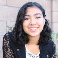 Elaine Denney's Instagram, Twitter & Facebook