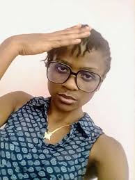 Women and their wahala 😂😂😂 . Moral lesson: E don bad for Esther yi side